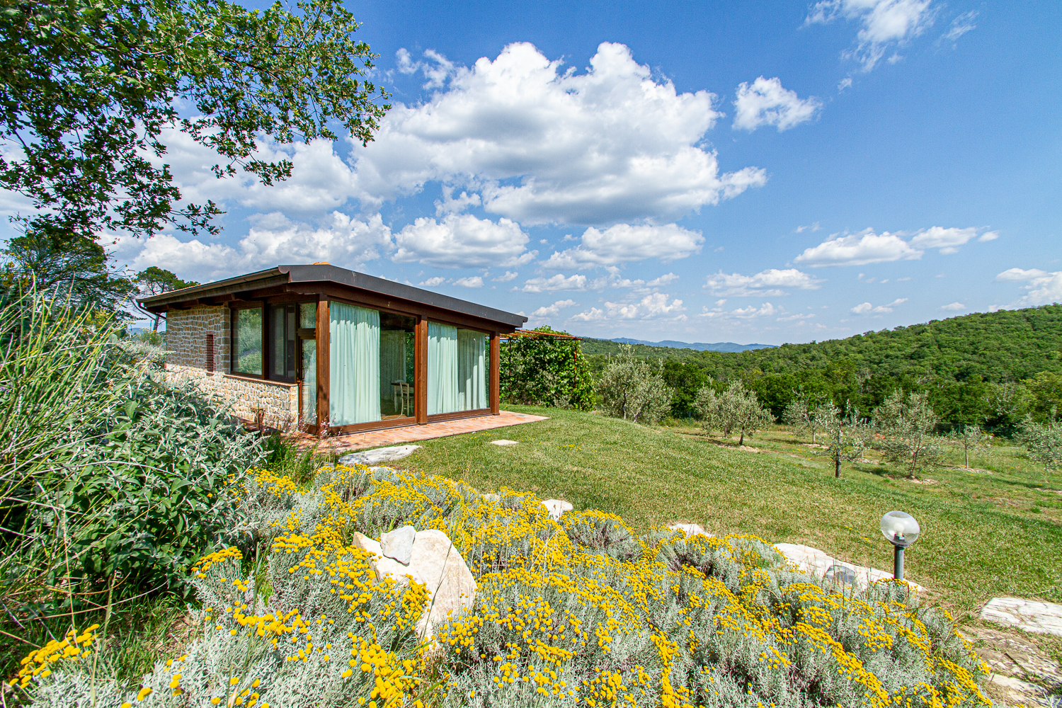 Depandance con vista sulle colline del Chianti
